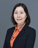 张英